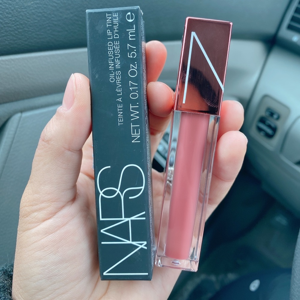 Nars lipstick